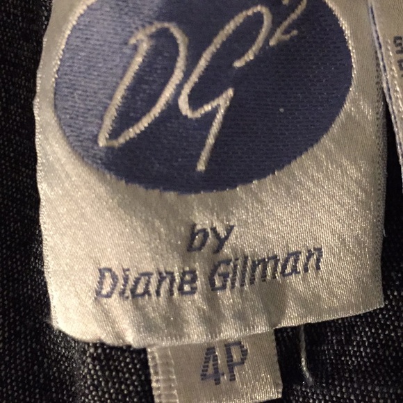 Diane Gilman dark wash jeans with gold trim & belt - Picture 5 of 6